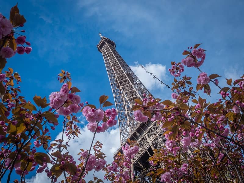 15 essential things to know about the Eiffel Tower
